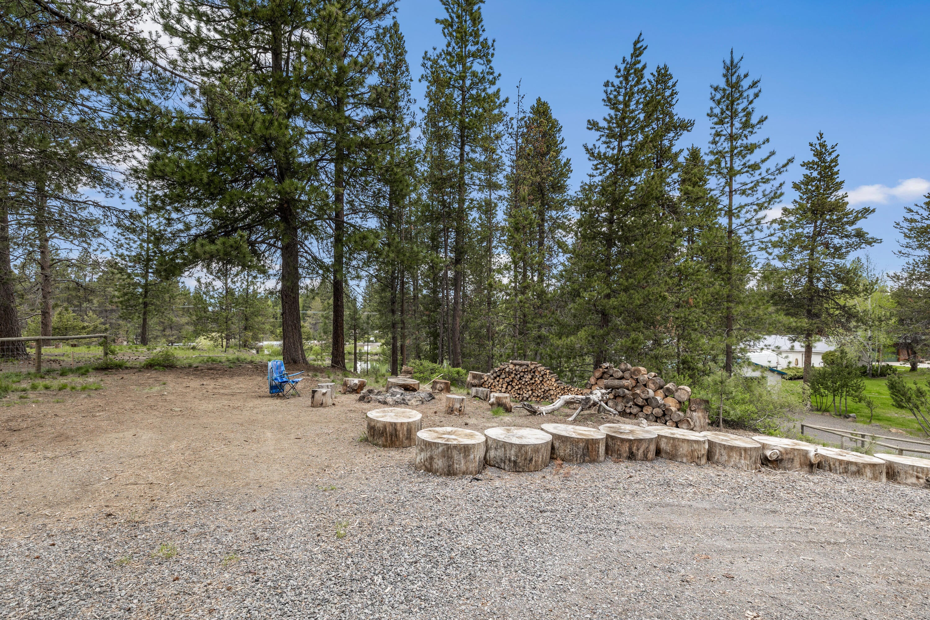 56053 Snow Goose Road Bend, OR 97707 - Photo 8 of 27 sg6