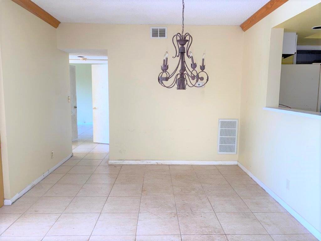 7748 La Mirada Drive Boca Raton, FL 33433 - Photo 4 of 13 Dining Area