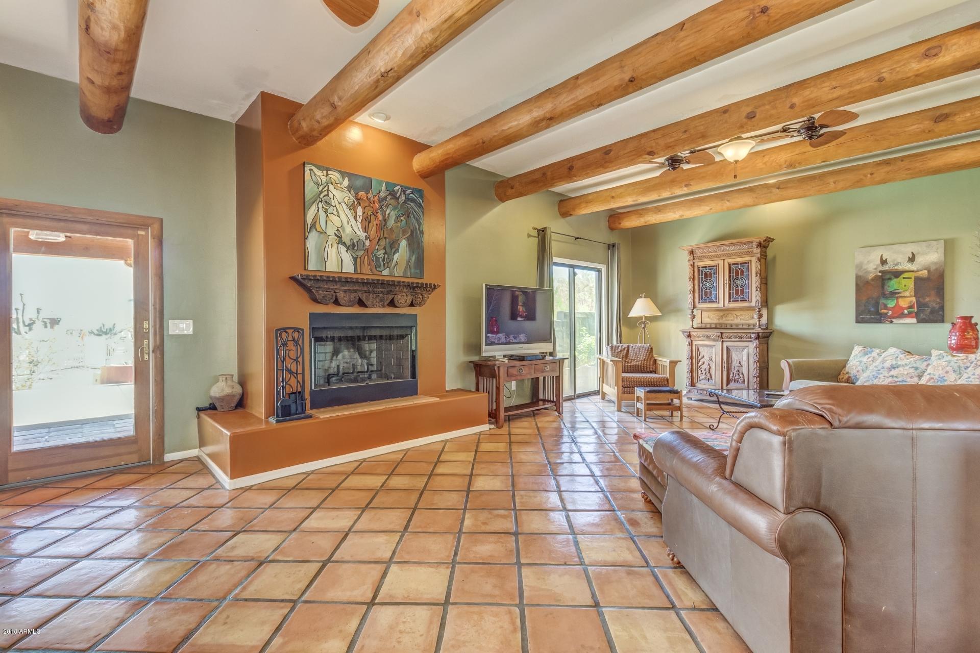 132 East Ridgecrest Road Phoenix, AZ 85086 - Photo 14 of 35 0031-Ridgecrest (7)