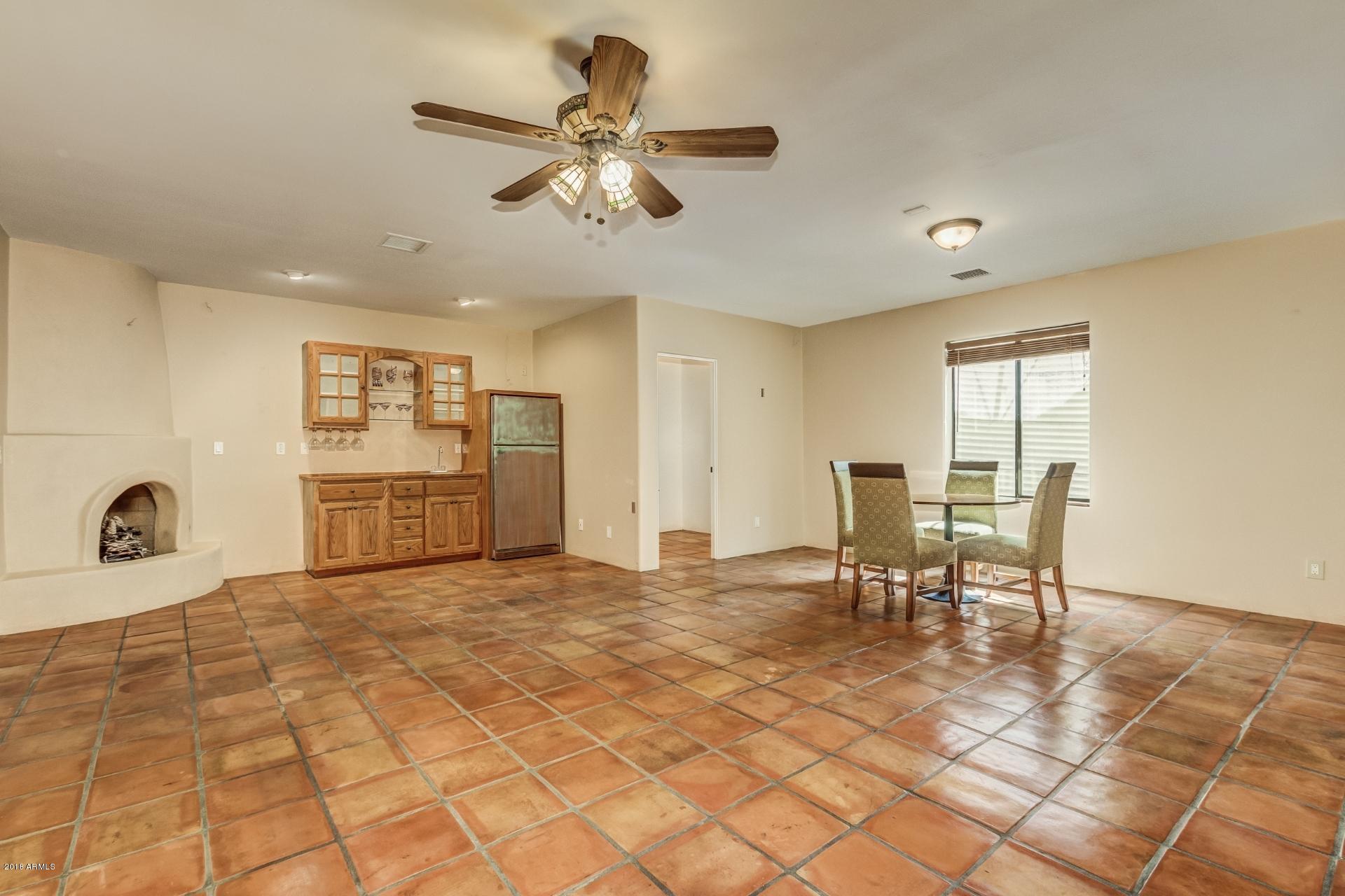 132 East Ridgecrest Road Phoenix, AZ 85086 - Photo 31 of 35 0055-Ridgecrest (31)