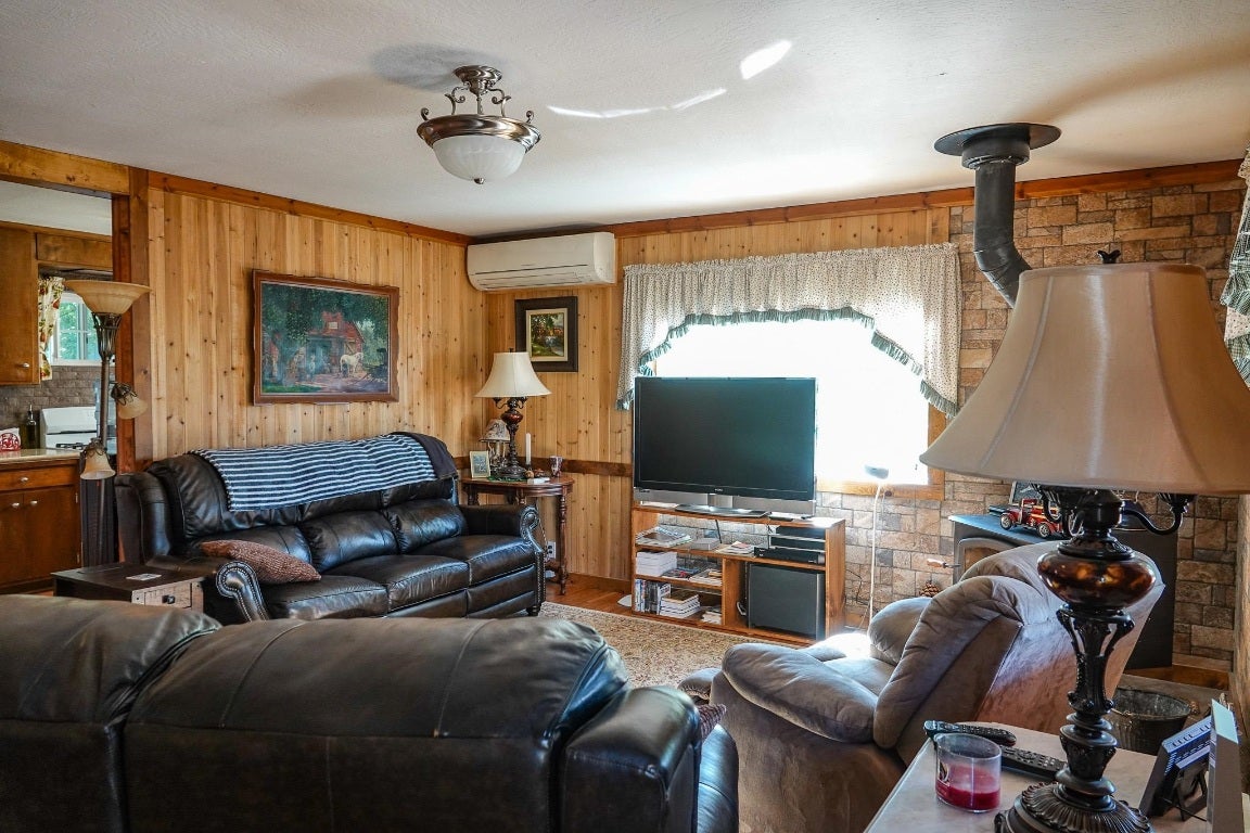 10206 Quartz Valley Road Fort Jones, CA 96032 - Photo 10 of 50 Gallery Image 10