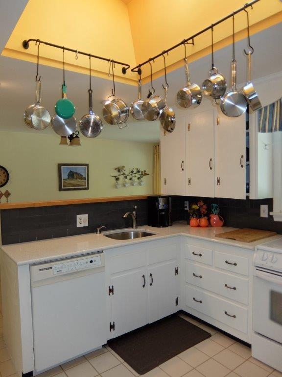 28 Curtis Road Portland, ME 04103 - Photo 13 of 35 Photo