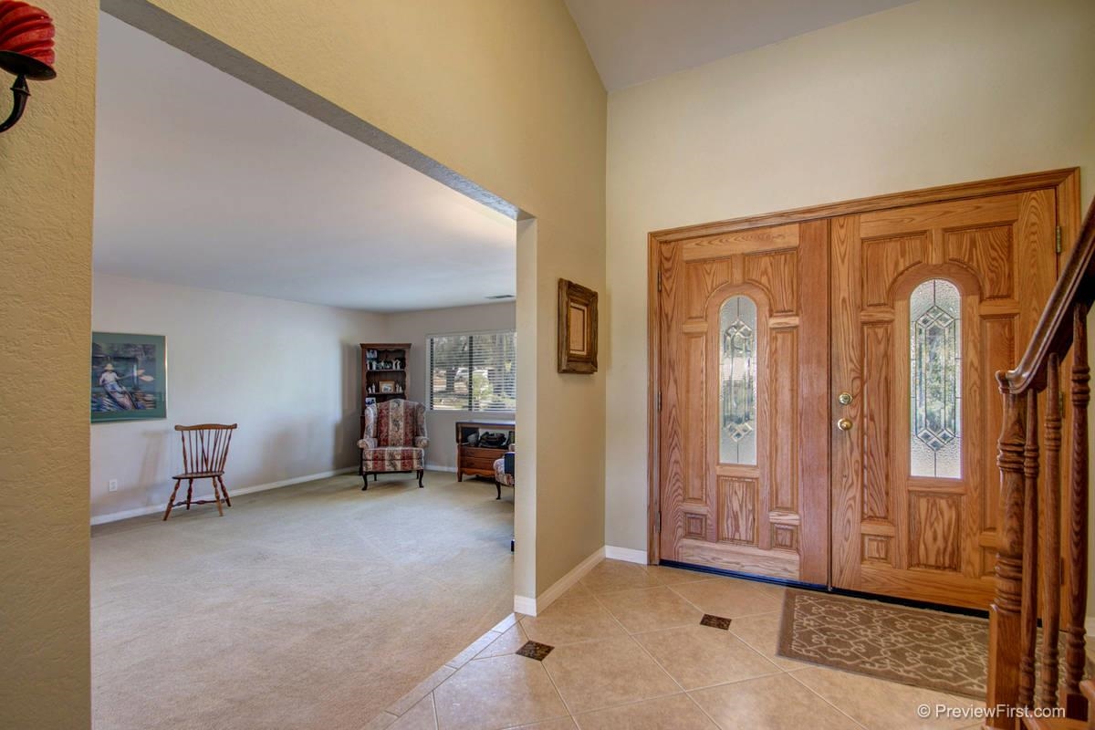 16516 Wilderness Road Poway, CA 92064 - Photo 2 of 25