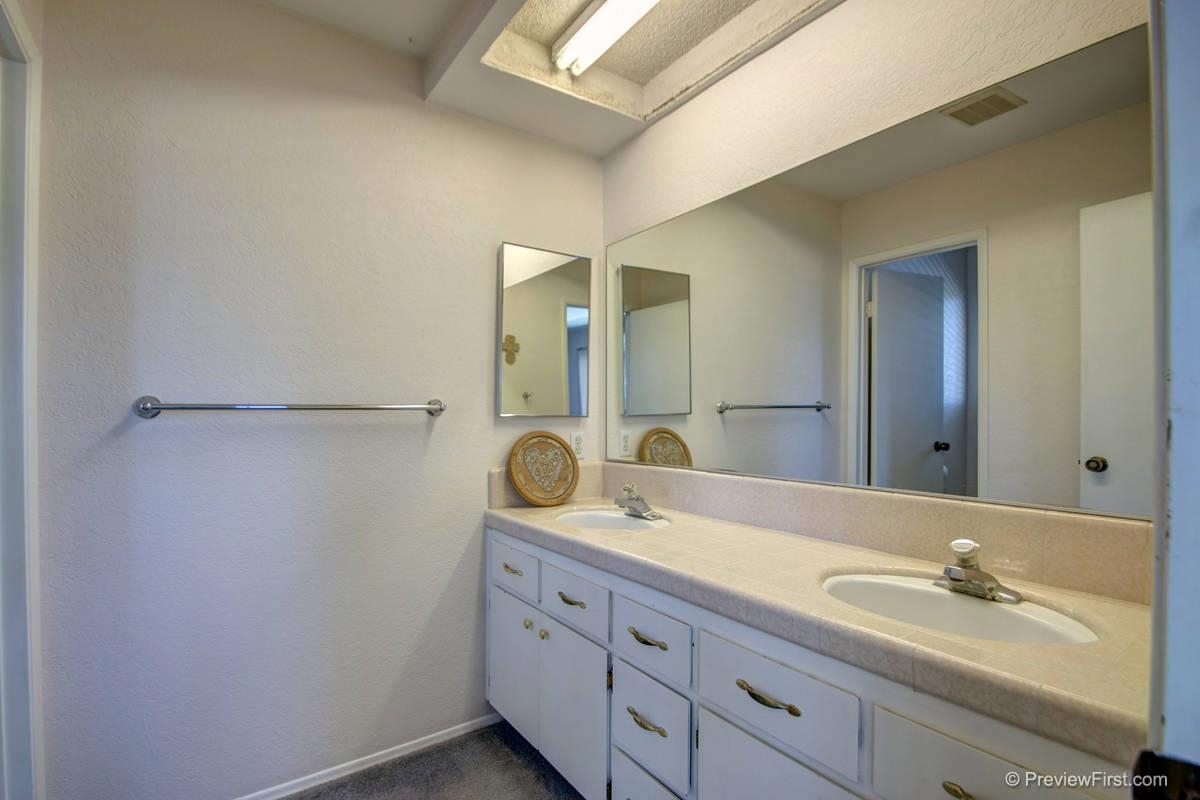 16516 Wilderness Road Poway, CA 92064 - Photo 17 of 25