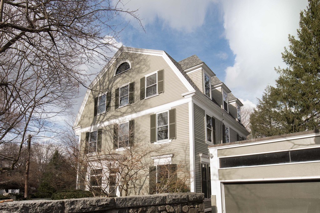 68 Sparks Street Cambridge, MA 02138 - Photo 1 of 26