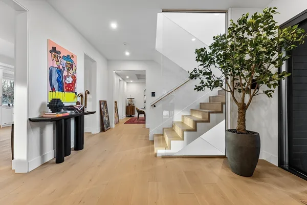 a view of entryway