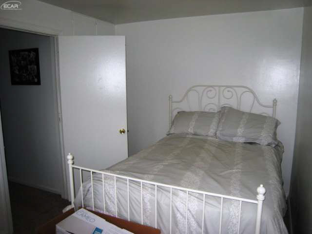 2458 North Long Lake Road Fenton, MI 48430 - Photo 27 of 30 21139932-26.JPG