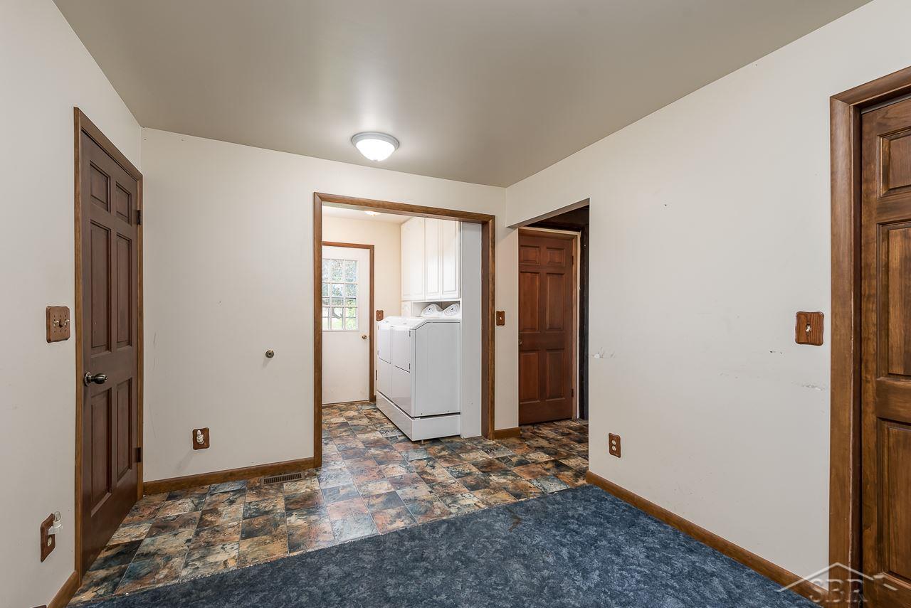 9045 Pierce Road Freeland, MI 48623 - Photo 15 of 30 First Floor Laundry