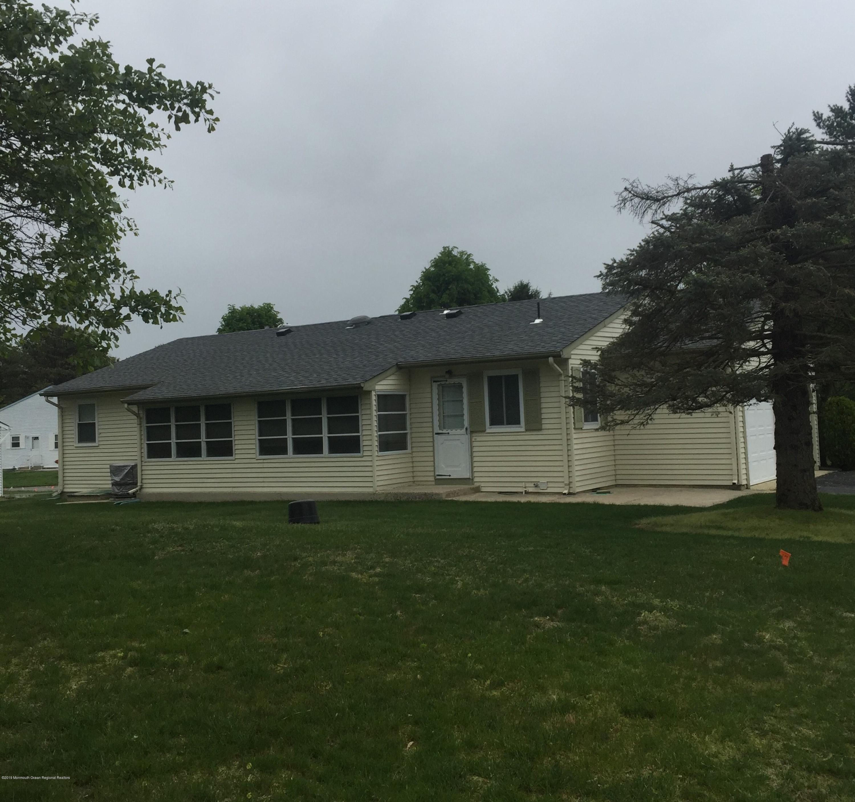11 Berkshire Road, Unit 64 Whiting, NJ 08759 - Photo 17 of 18 11 Berkshire-new5