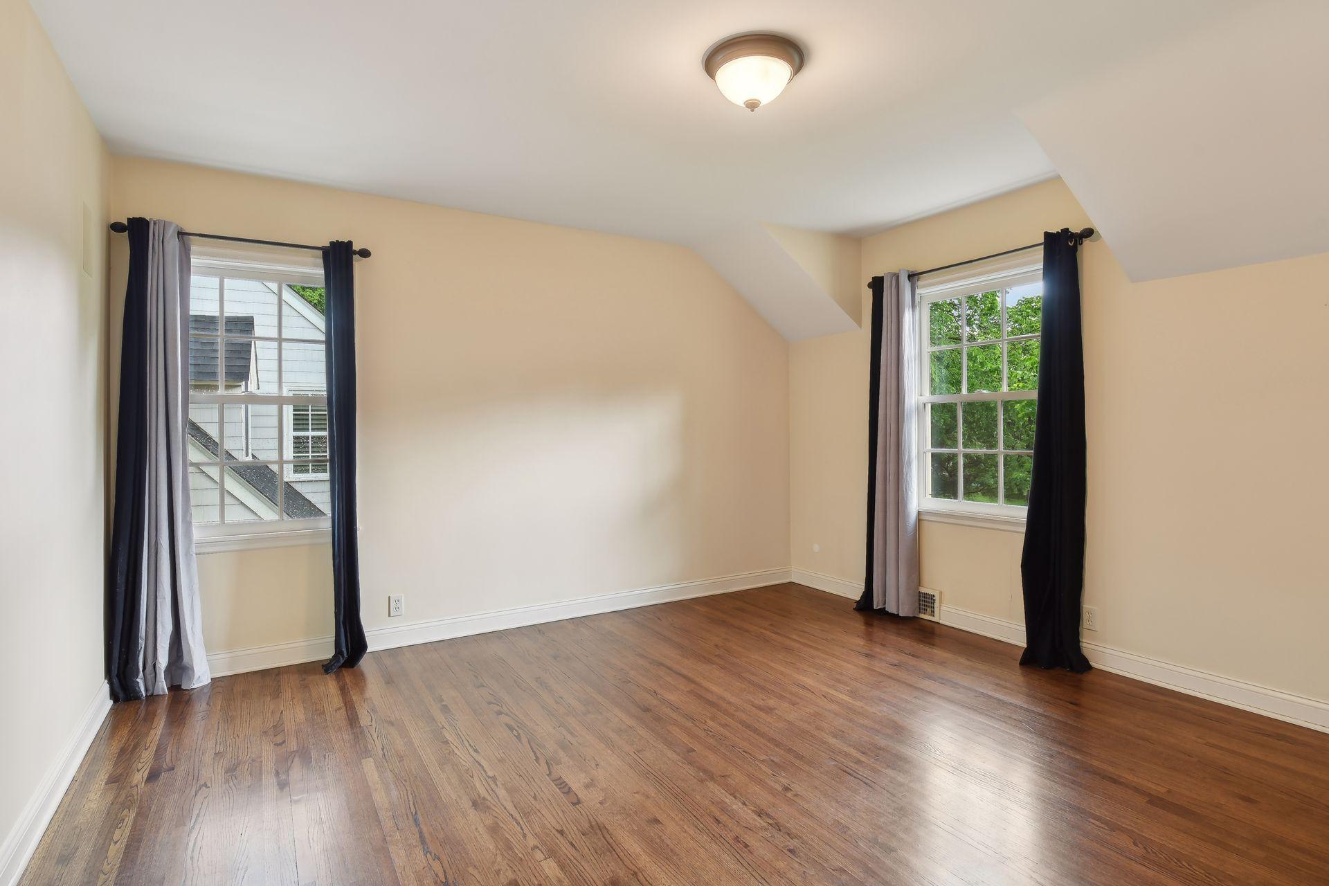 5017 Bruce Avenue Edina, MN 55424 - Photo 22 of 50