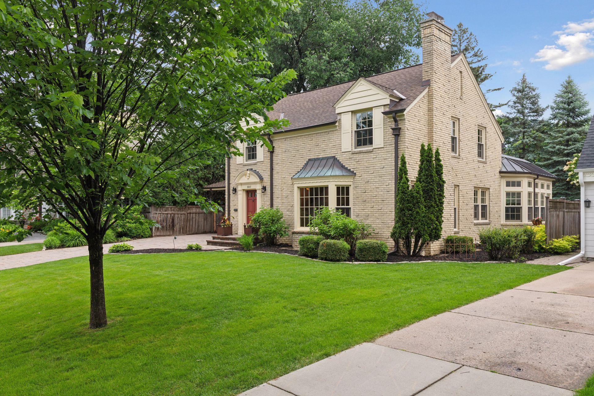 5017 Bruce Avenue Edina, MN 55424 - Photo 36 of 50