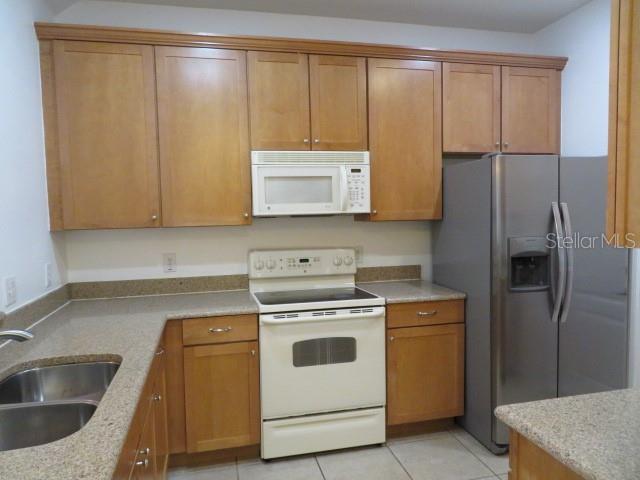 5867 Strada Capri Way Orlando, FL 32835 - Photo 9 of 22