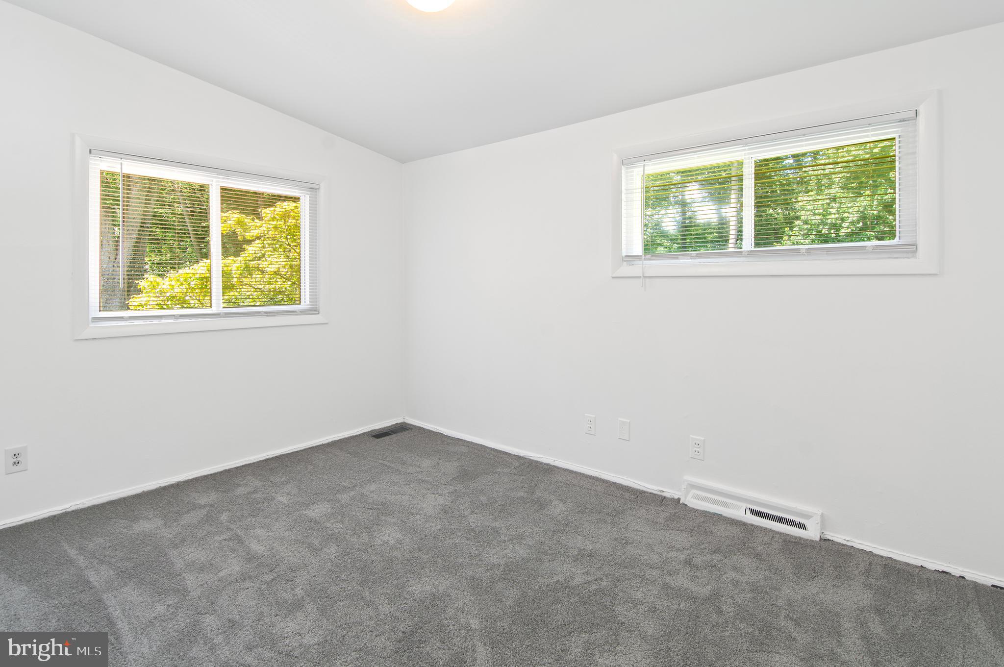 6720 Chokeberry Road Baltimore, MD 21209 - Photo 12 of 25 Gallery Image 12