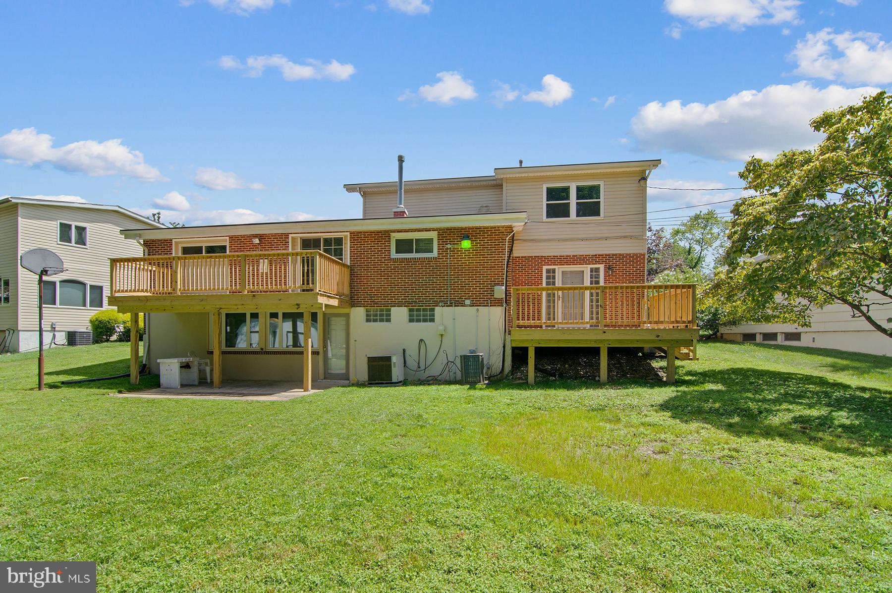 6720 Chokeberry Road Baltimore, MD 21209 - Photo 24 of 25 Gallery Image 24