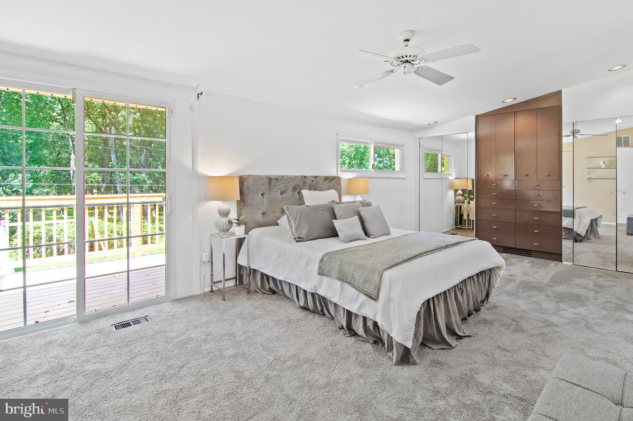 6720 Chokeberry Road Baltimore, MD 21209 - Photo 9 of 25 Gallery Image 9