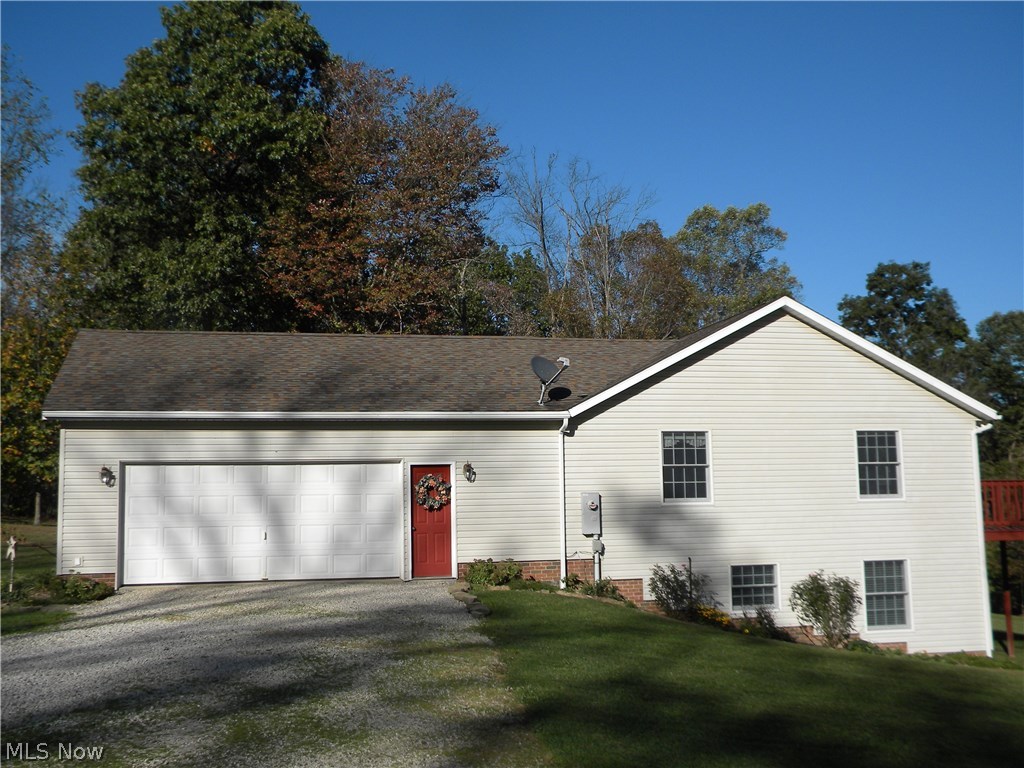 3020 Explorer Road Southwest Carrollton, OH 44615 - Photo 23 of 23 Garage View....What a great home!!