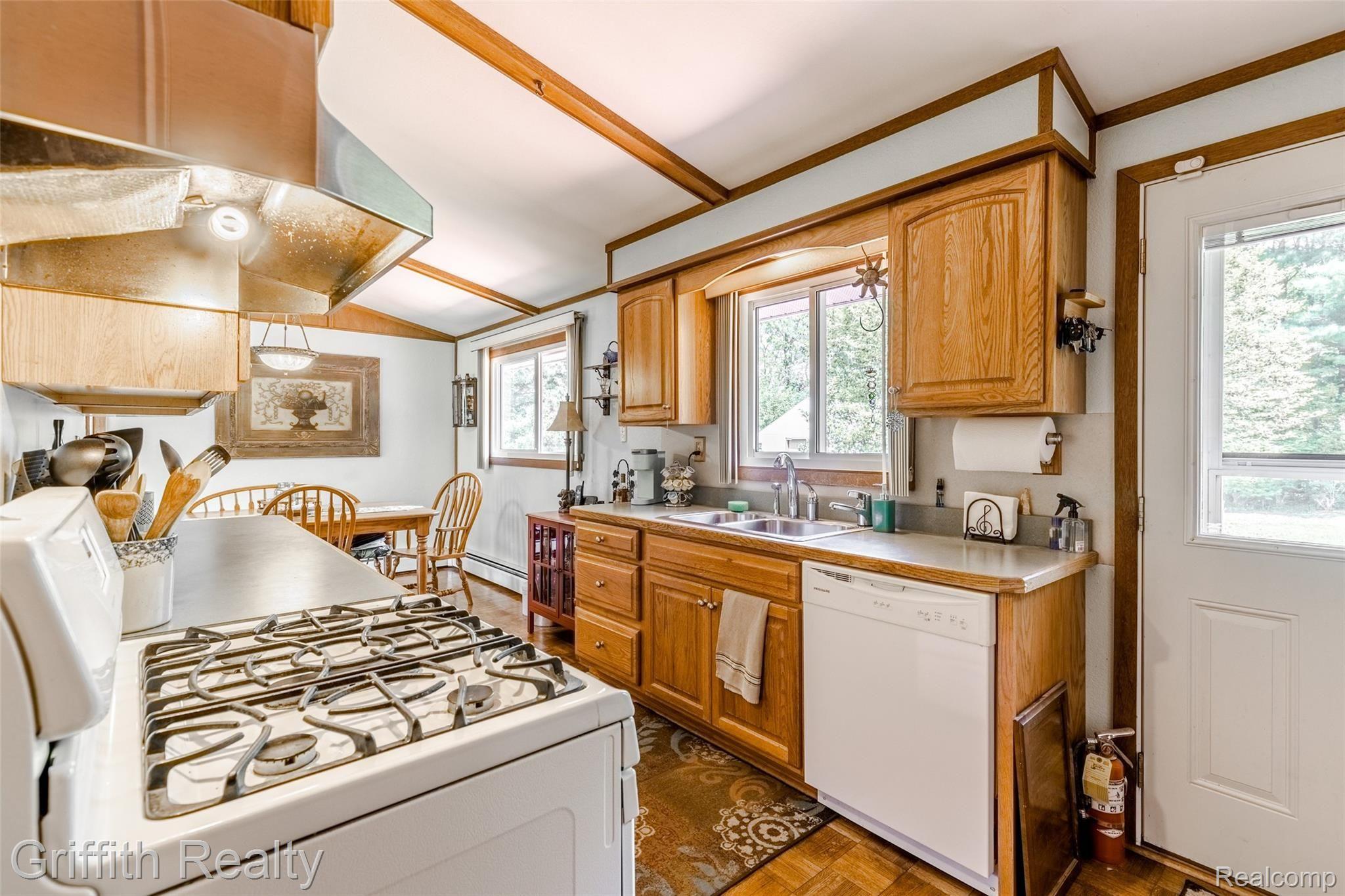 5395 Faussett Road Howell, MI 48855 - Photo 21 of 48 5395 Faussett-32.jpg