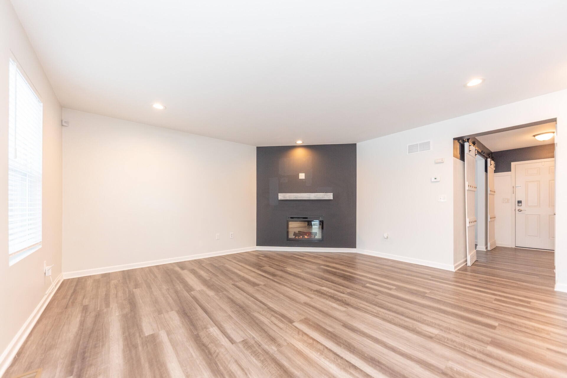 6035 Ravine Court Ypsilanti, MI 48197 - Photo 13 of 48 MLS11_LivingRoom_with_Fireplace