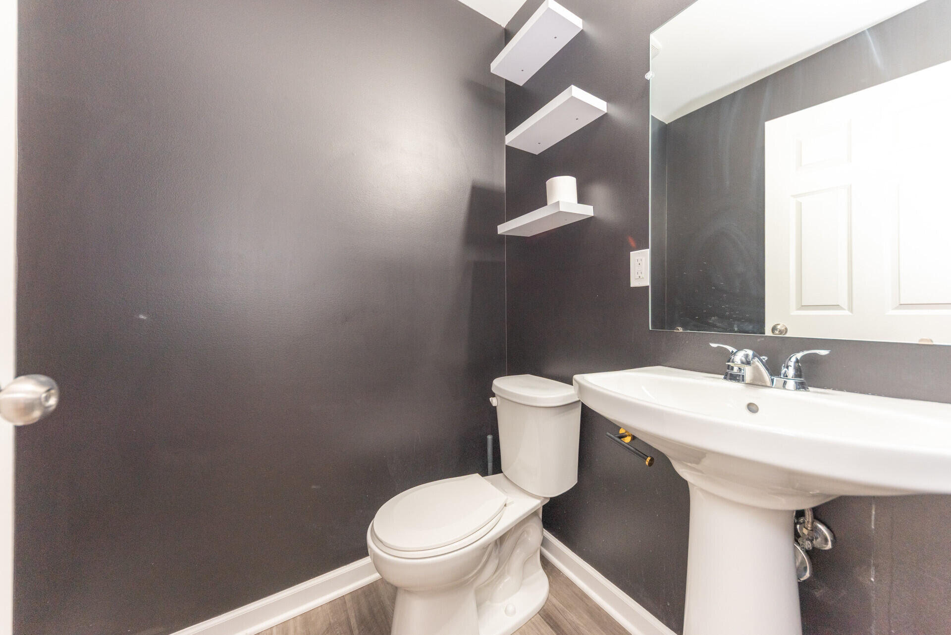 6035 Ravine Court Ypsilanti, MI 48197 - Photo 22 of 48 MLS19_HalfBath