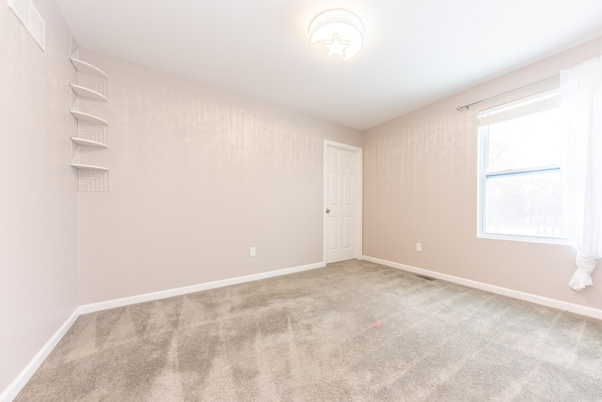 6035 Ravine Court Ypsilanti, MI 48197 - Photo 33 of 48 MLS30_Bedroom2