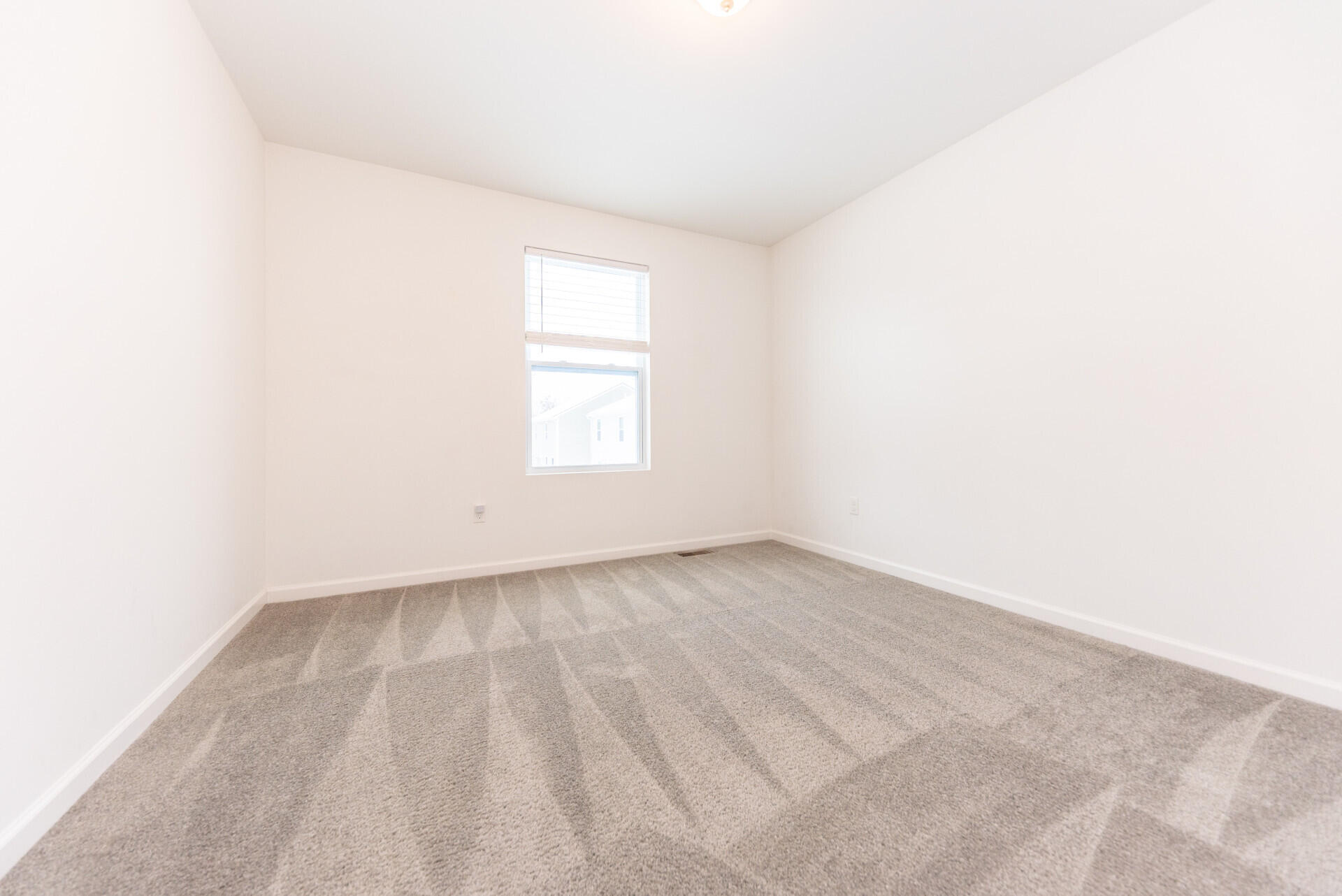 6035 Ravine Court Ypsilanti, MI 48197 - Photo 37 of 48 MLS34_Bedroom3