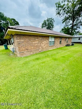 $130,000 | 203 Sgt Kevin Gatson Avenue, Durant, MS 39063