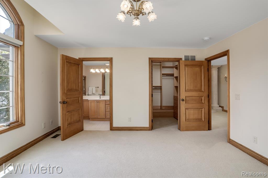 1553 Scenic Hollow Rochester, MI 48306 - Photo 28 of 65