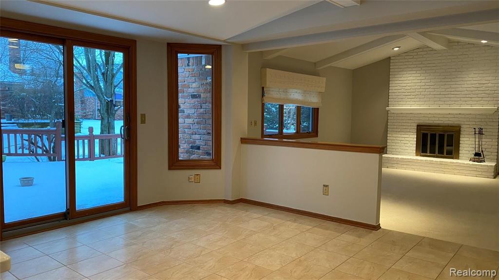 3099 Baypoint Drive Rochester, MI 48309 - Photo 7 of 32