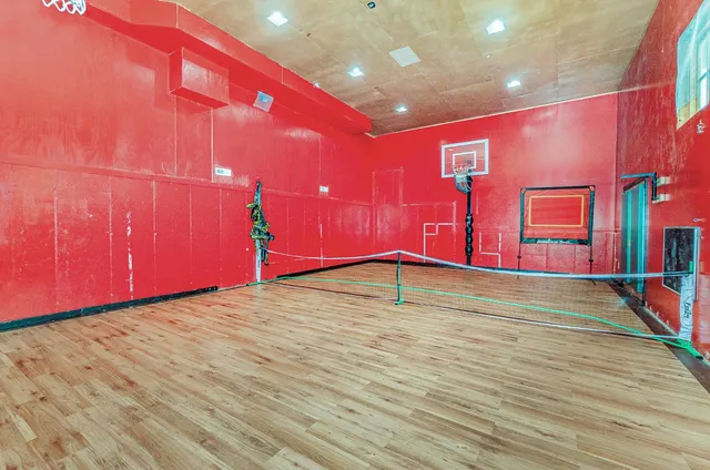 $674,900 | 1753 East Cove Circle, Lawrenceburg, IN 47025