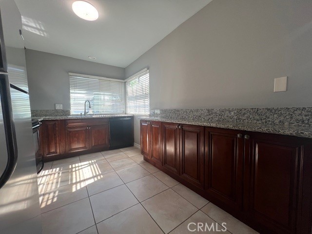 21063 Lycoming Street Walnut, CA 91789 - Photo 4 of 18 Beautiful kitchen