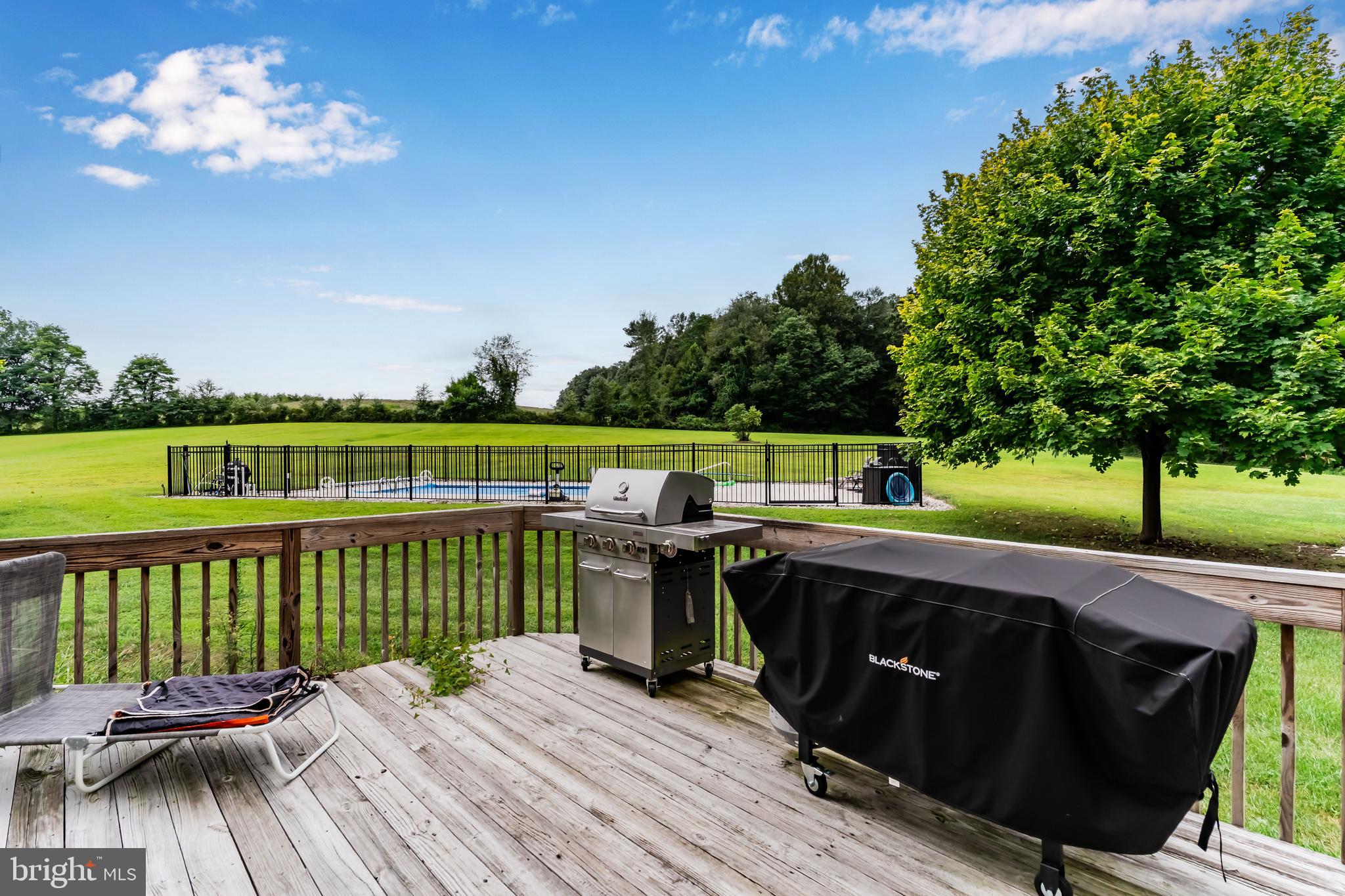392 Peach Glen Road Gardners, PA 17324 - Photo 27 of 72 a view of a roof deck with couches
