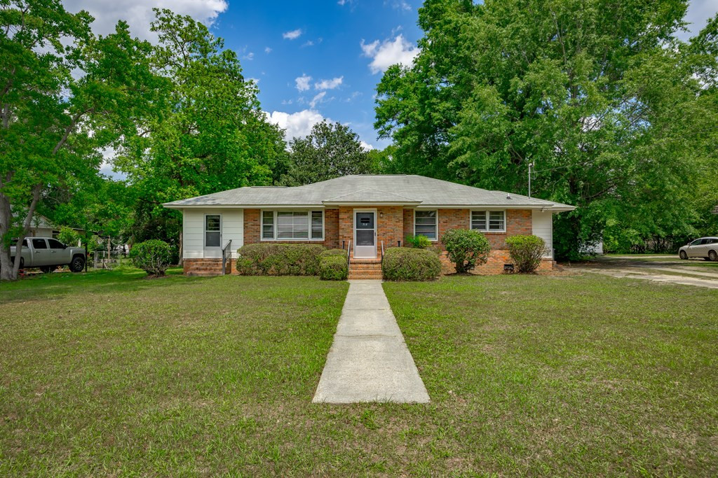 715 Adams Avenue Sumter, SC 29150 - Photo 2 of 45 Gallery Image 2