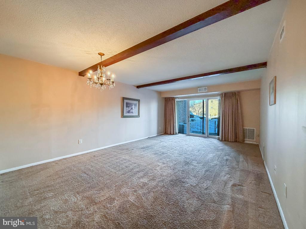 6105 Delaire Landing Road, Unit 105 Philadelphia, PA 19114 - Photo 19 of 39