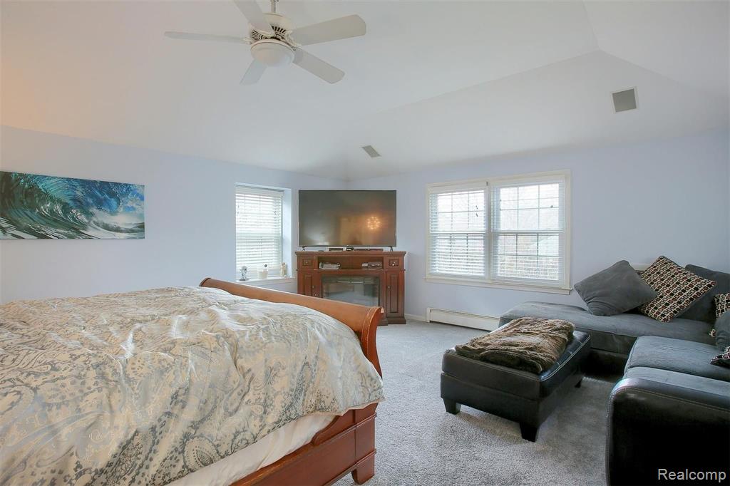 291 Touraine Road Grosse Pointe Farms, MI 48236 - Photo 20 of 35