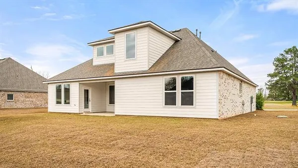 $410,900 | 4016 Cedar Bluff Drive, Woodworth, LA 71485