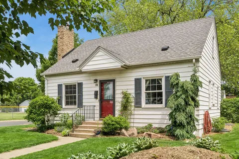 $499,000 | 3301 Brownlow Avenue, St. Louis Park, MN 55426