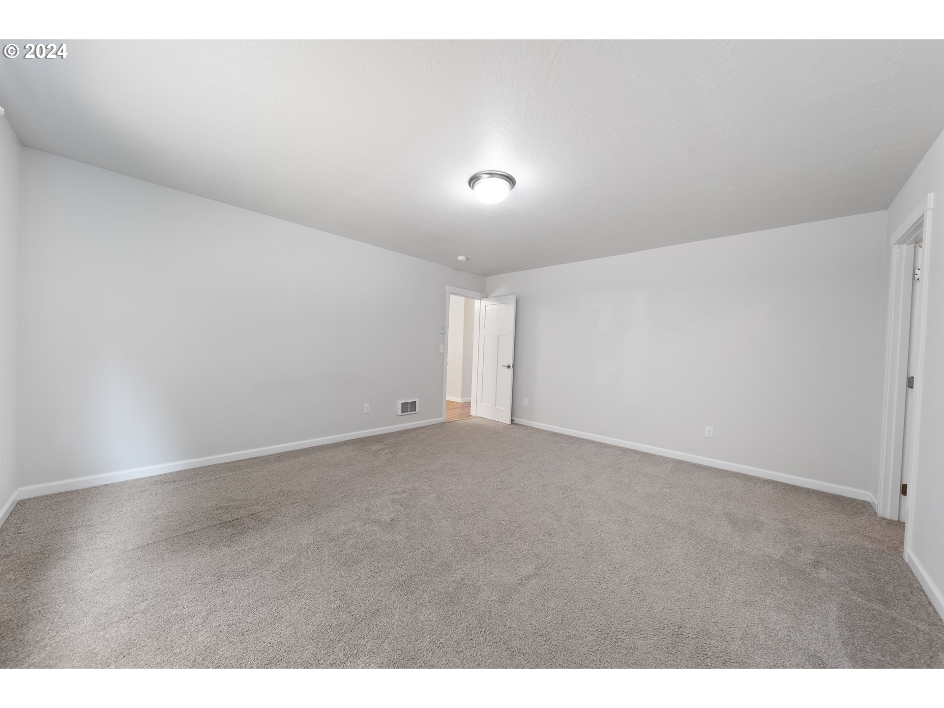 470 Providence Drive Reedsport, OR 97467 - Photo 14 of 41 a view of an empty room
