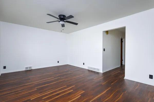 $1,400 | 11156 Outer Drive East, Detroit, MI 48224