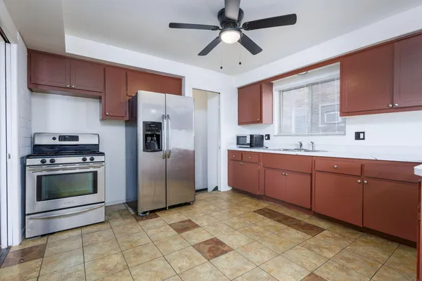 $1,400 | 11156 Outer Drive East, Detroit, MI 48224