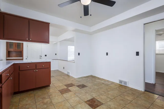 $1,400 | 11156 Outer Drive East, Detroit, MI 48224