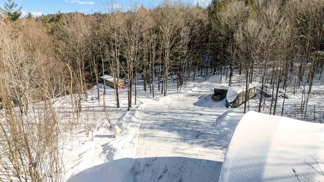 $325,000 | 36 Fairfield Vt 05455, East Fairfield, VT 05448