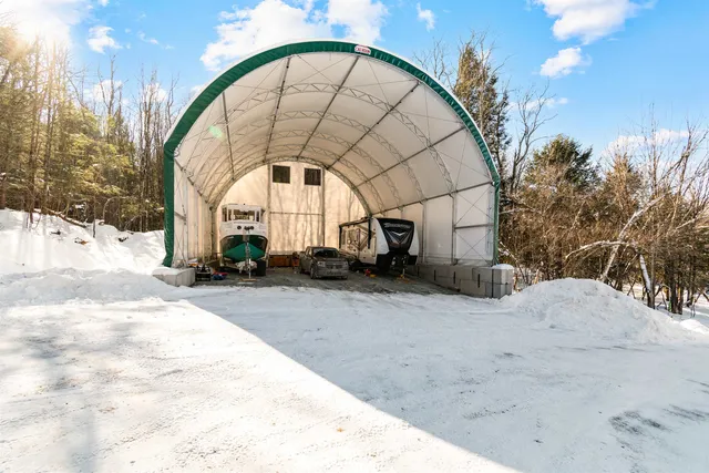 $325,000 | 36 Fairfield Vt 05455, East Fairfield, VT 05448