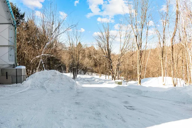 $325,000 | 36 Fairfield Vt 05455, East Fairfield, VT 05448