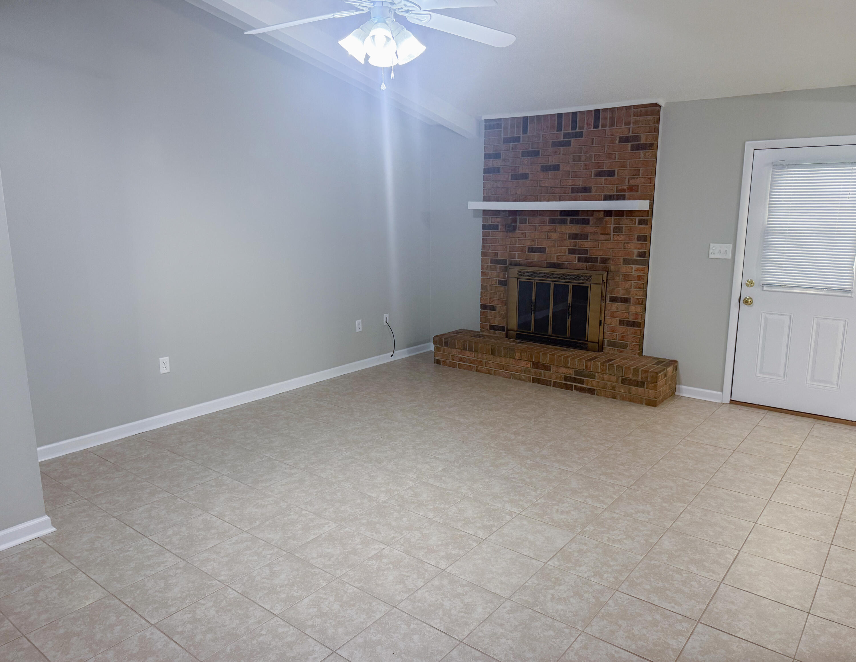 5496 Monterrey Road Crestview, FL 32539 - Photo 5 of 17 5496 Monterrey rd-7