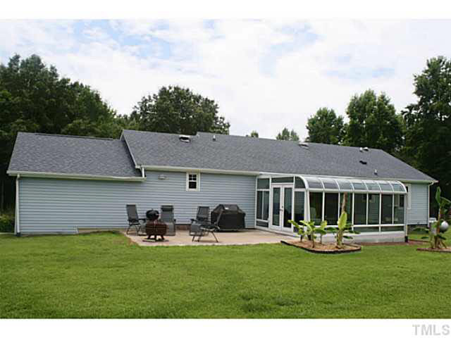 2000 Canterbury Road Clayton, NC 27520 - Photo 24 of 25 This lovely, well-maintained home features vinyl siding for easy maintenance. Exterior Back