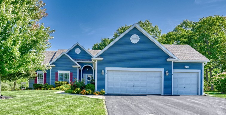 191 Southend Square Henrietta, NY 14586 - Photo 1 of 46