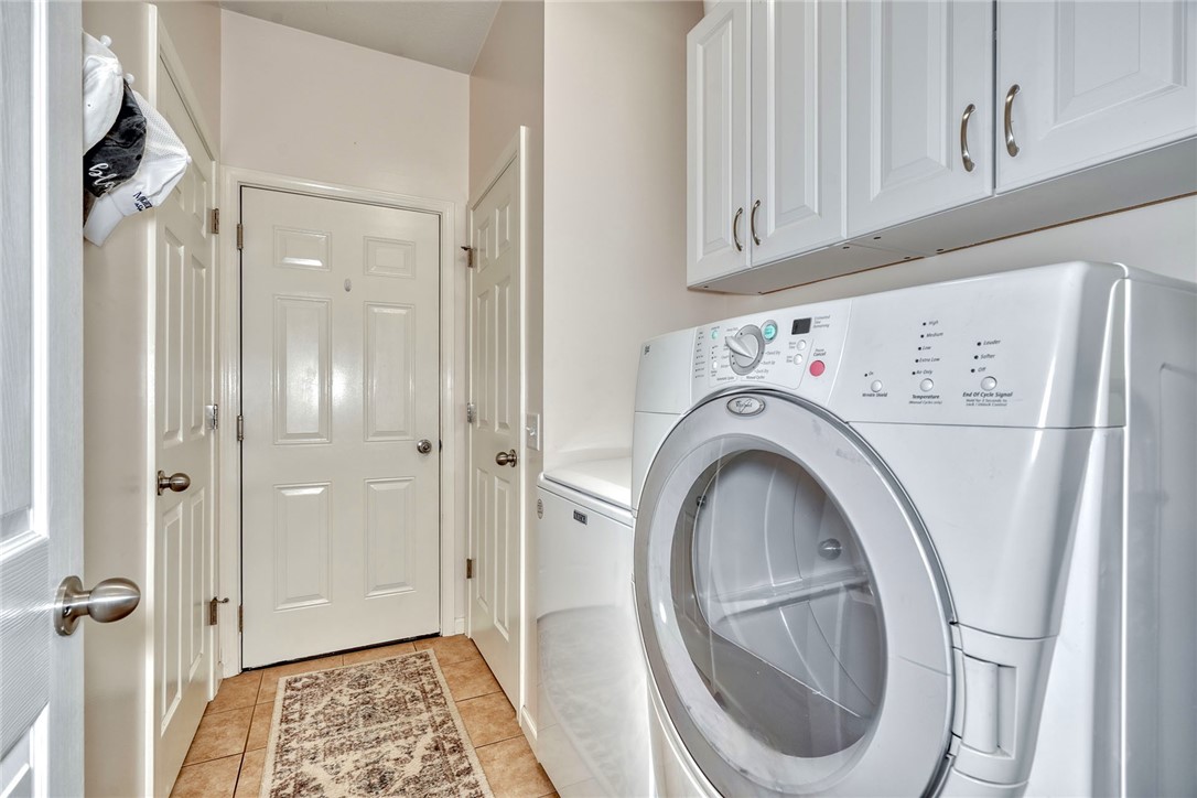 191 Southend Square Henrietta, NY 14586 - Photo 14 of 46