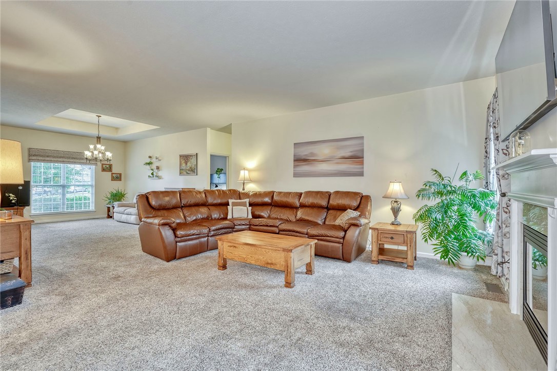 191 Southend Square Henrietta, NY 14586 - Photo 7 of 46