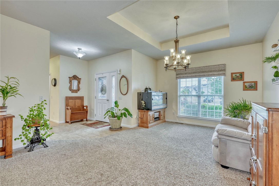 191 Southend Square Henrietta, NY 14586 - Photo 9 of 46