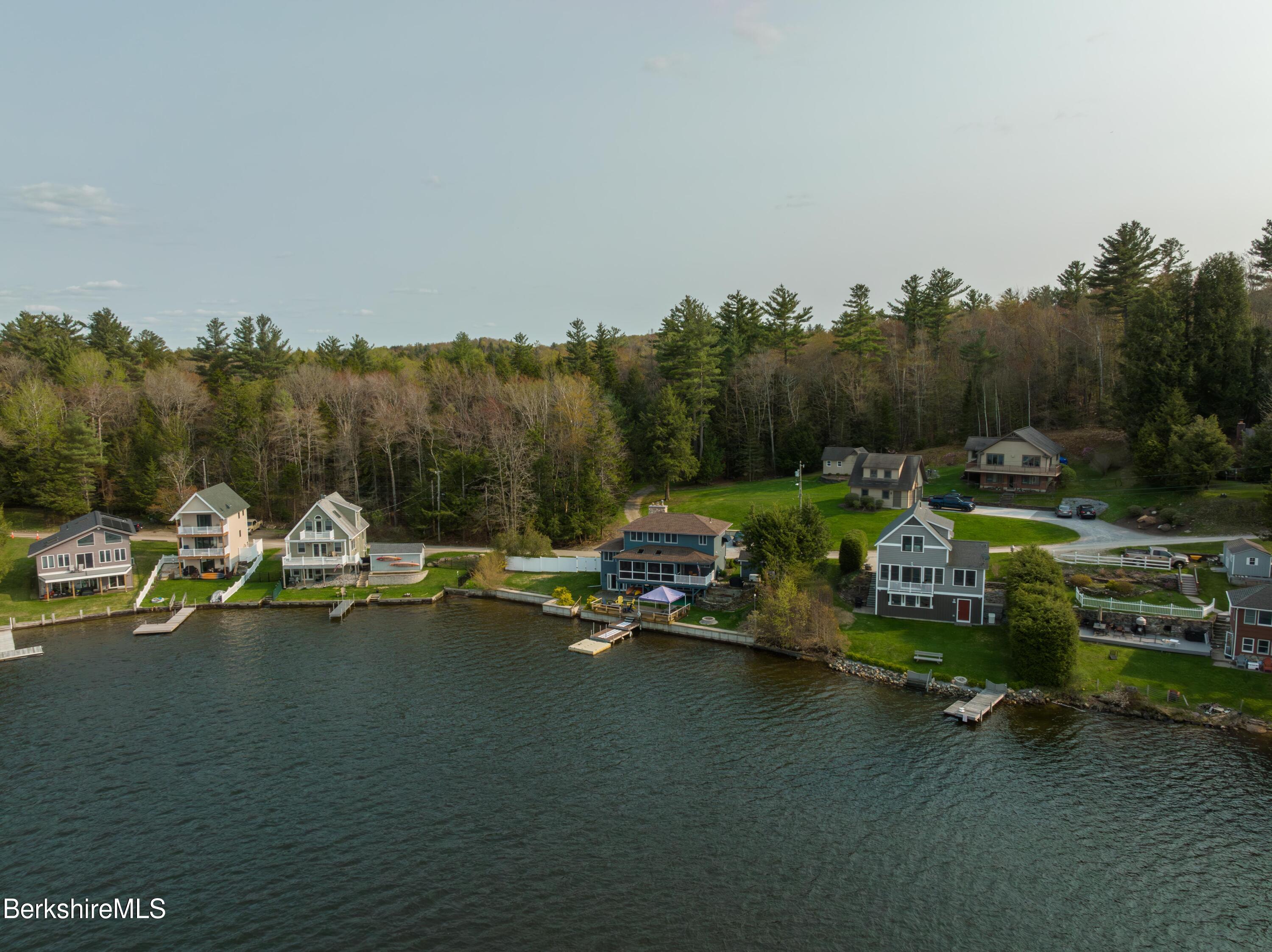 139 Shore Road Hinsdale, MA 01235 - Photo 4 of 62 139 S. Shore Road